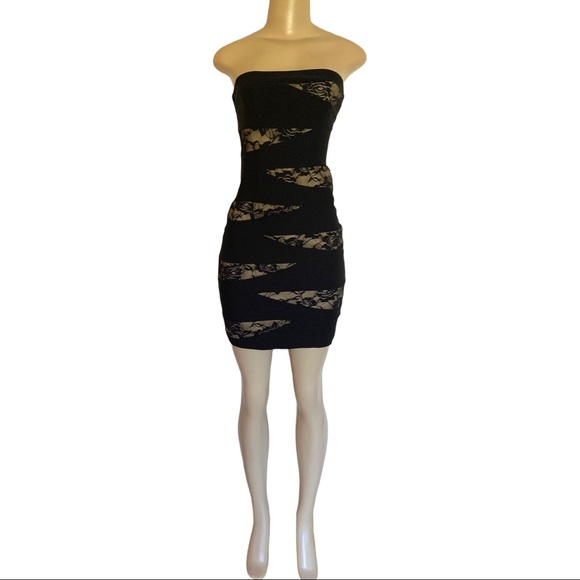 Ruby Rox Strapless Elastic Grip Fitted Black Floral Lace Bodycon Mini Dress Med - Picture 2 of 6